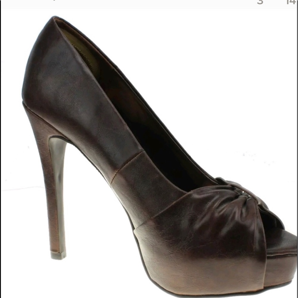 Carlos Santana Damon Heels